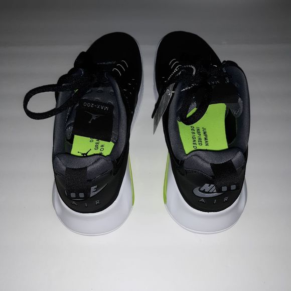 Nike Air Max 200 Basketball Shoes/Sneakers - Picture 5 of 12